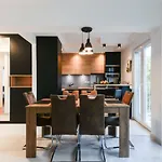 Donatus - Modern Apartment Near The Bridge/Centre