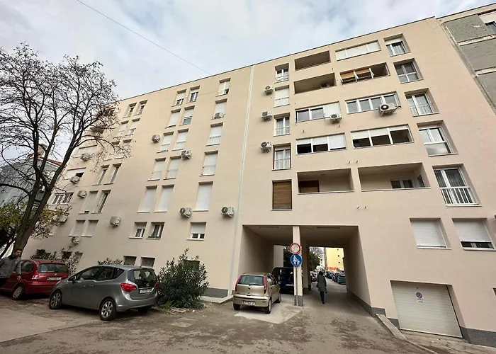 Donatus - Modern Apartment Near The Bridge/Centre