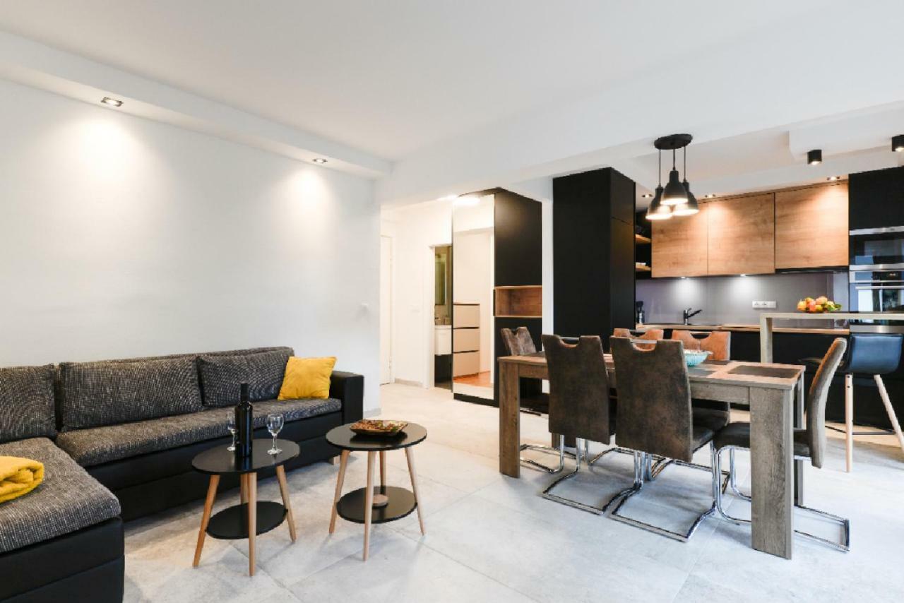 Apartament Donatus - Modern Near The Bridge/centre *